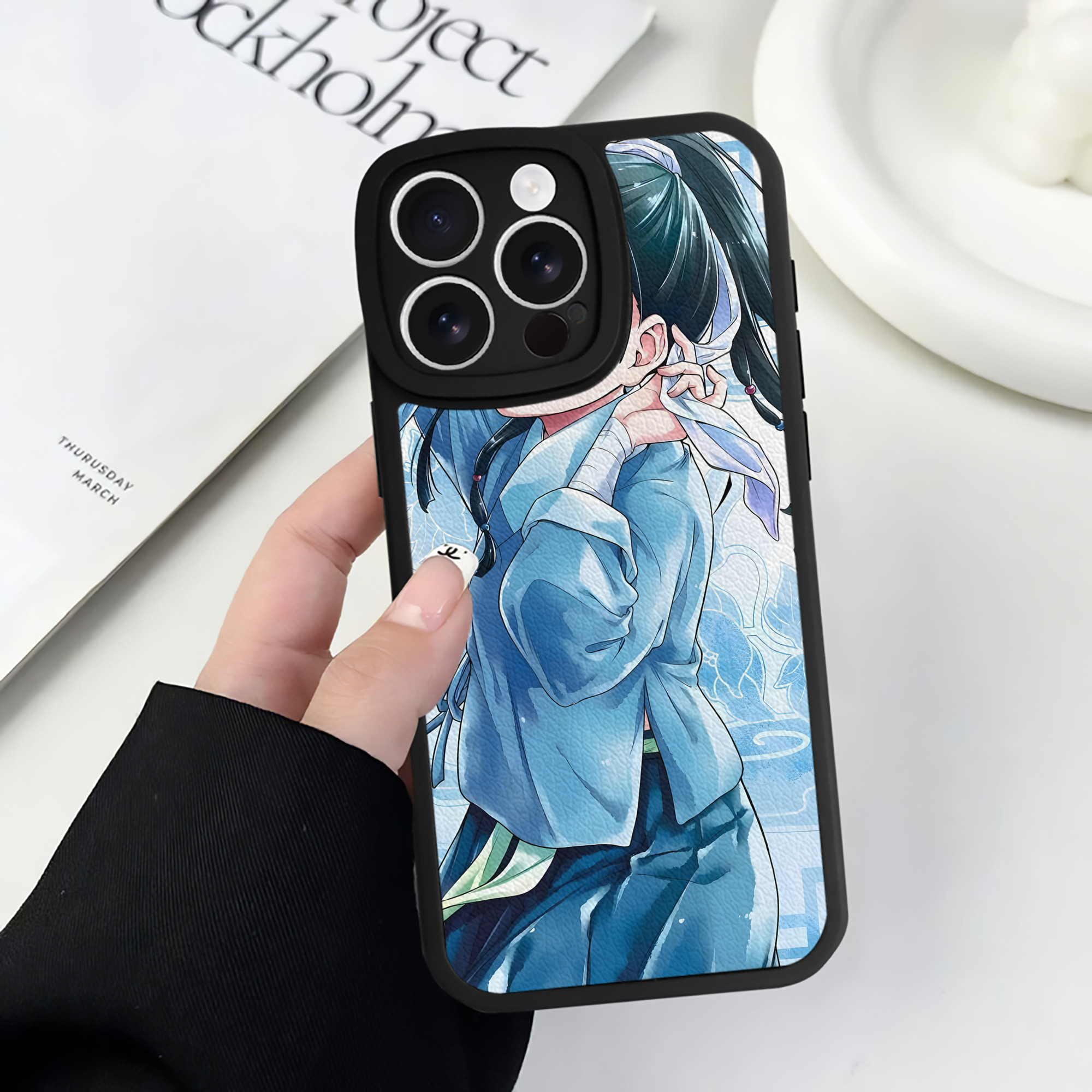 （画像用） 薬屋のひとりごと The Apothecary Diaries 【iPhone 16シリーズ対応】シリコンスマホケース（レザー調） 材質：シリコン